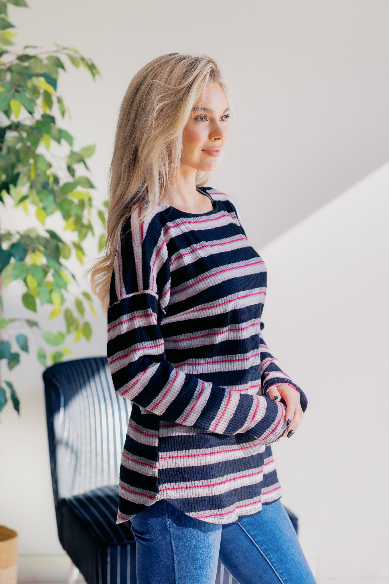Blush Veil Horizon Pullover