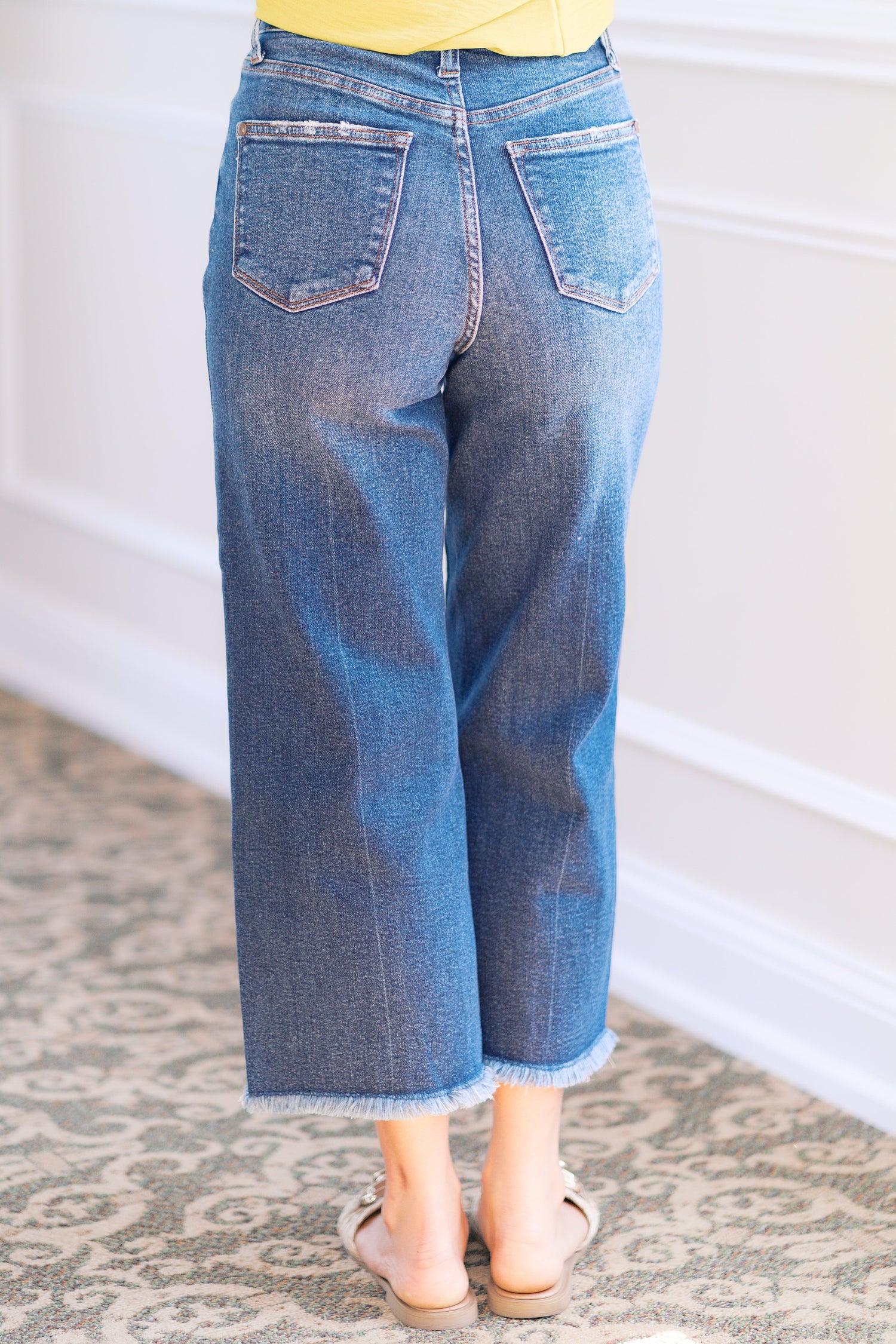 Weekend Stroll Judy Blue Crops